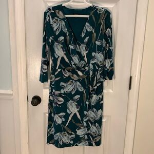 Ann Taylor size 6, beautiful dress